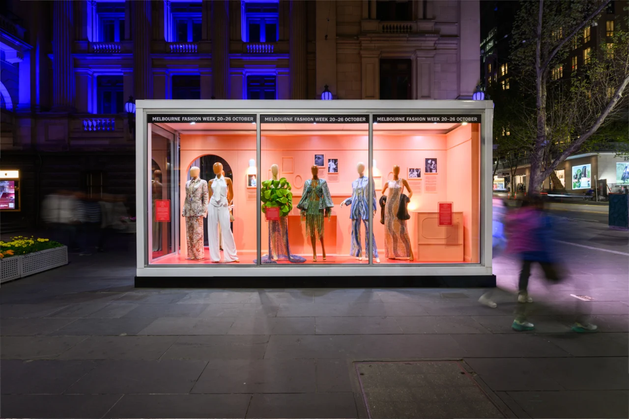 Fashion Capsule 4  – Melbourne Town Hall Forecourt